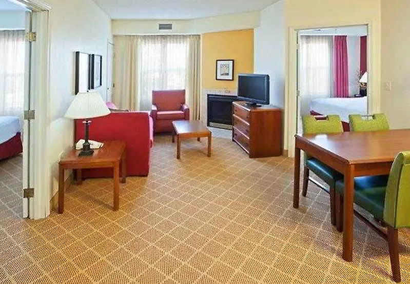 Residence Inn Louisville Northeast 3*,